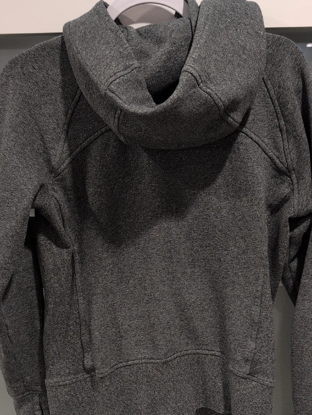 Lululemon Scuba Hoodie - Picture 6 of 6